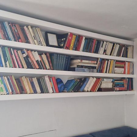 Casa Di Libri - Delizioso Appartamento A 10 Min Da Trastevere 罗马 外观 照片